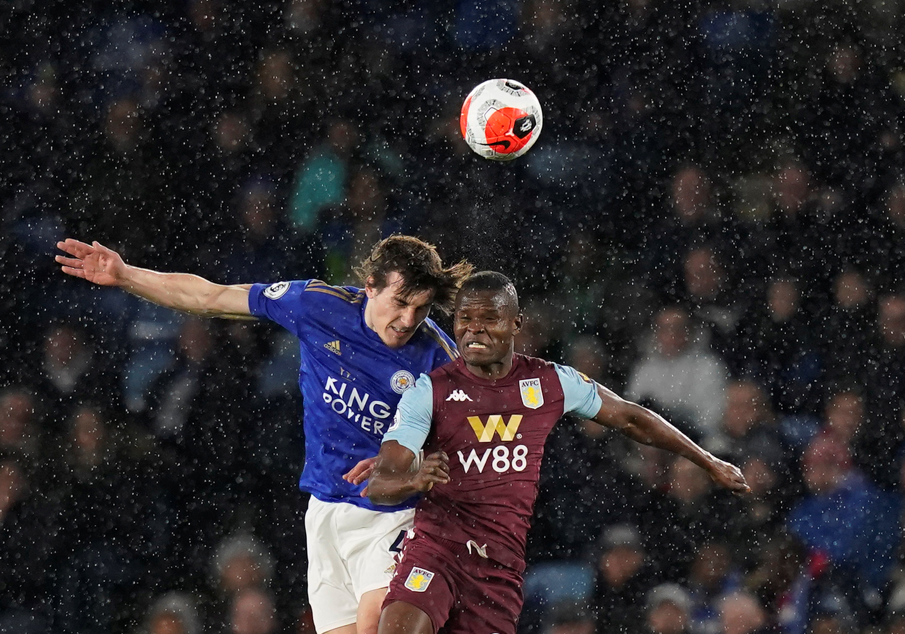 塞尔电台：阿隆索会在皇马启用姆巴佩+维尼修斯双前锋阵型.