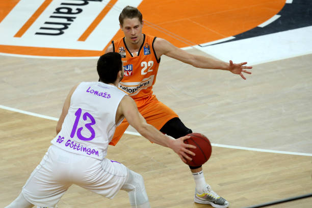 希望在冬窗 希望在冬窗