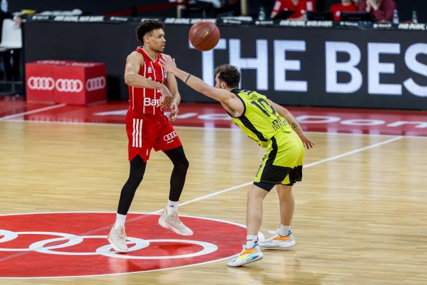 她的竞技风 她的竞技风